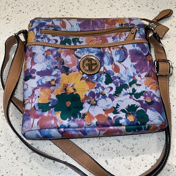 Giani Bernini Handbags - Floral Giani Bernini Cross Body Bag